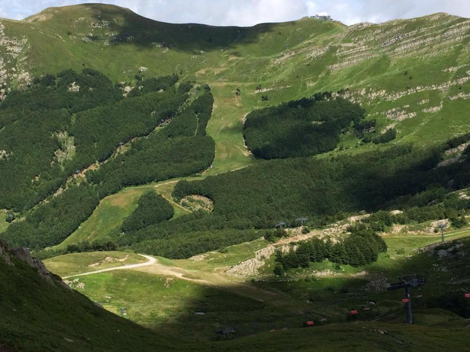 Val Di Luce - Delizioso Appartamento 6 Posti Letto - Accesso Diretto Alle Piste Da Sci Abetone Buitenkant foto